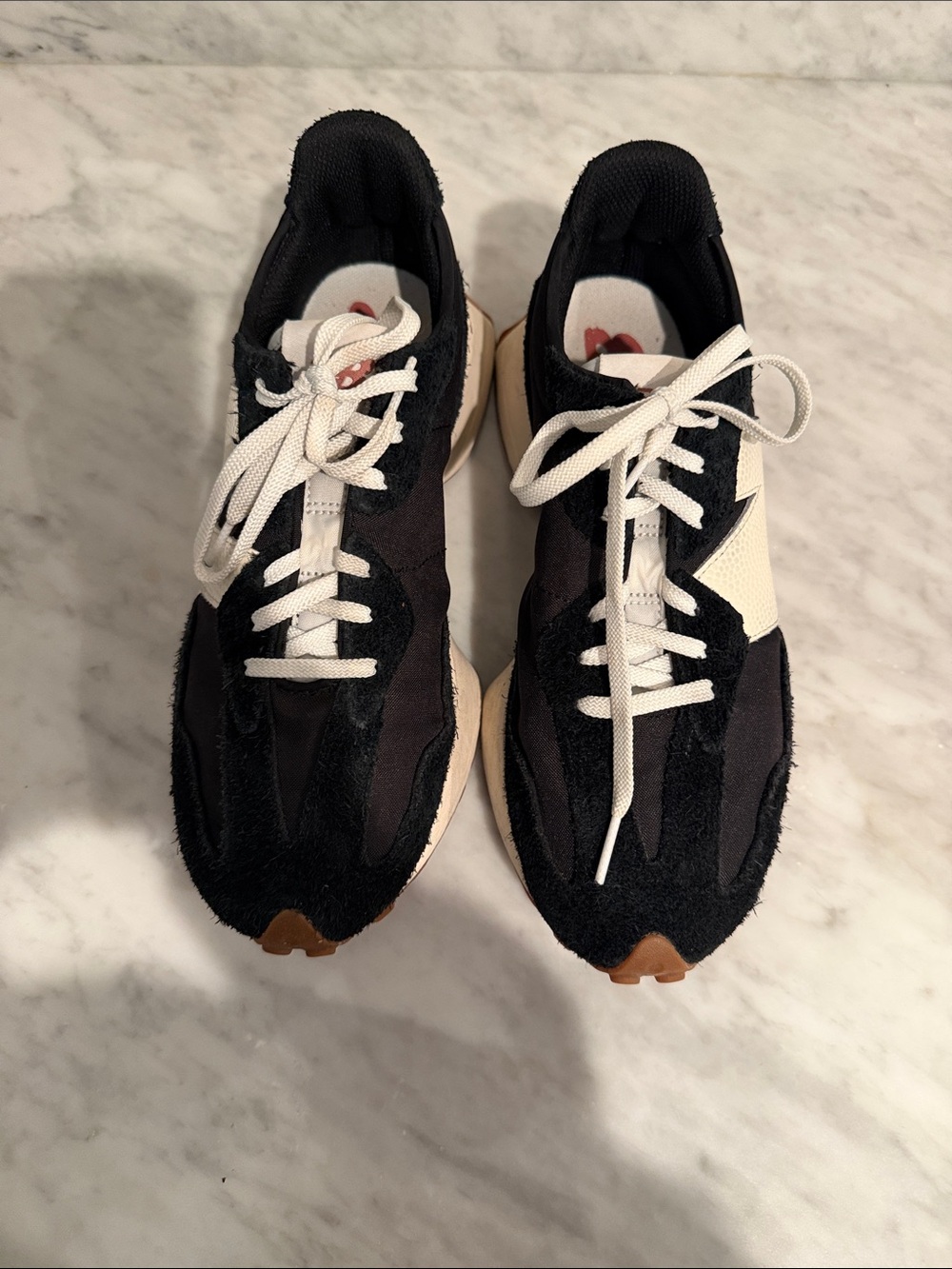 New Balance 327 Women’s 9 - Picture 5 of 15